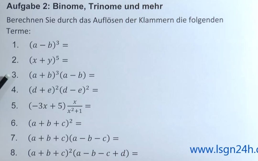 ADA: Binome, Trinome und mehr: Produkte von Binomen 01