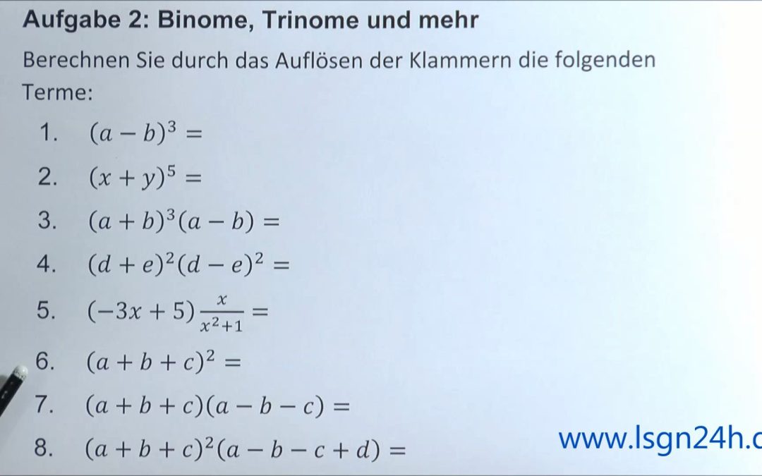 ADA: Binome, Trinome und mehr: Potenz eines Trinoms